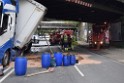 LKW blieb unter Bruecke haengen Koeln Ehrenfeld Innere Kanalstr Hornstr P208